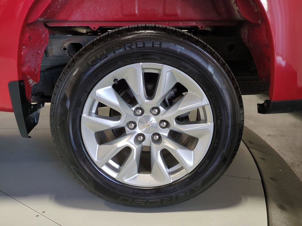 Thumbnail: 2021 Chevrolet Silverado 1500 - 17