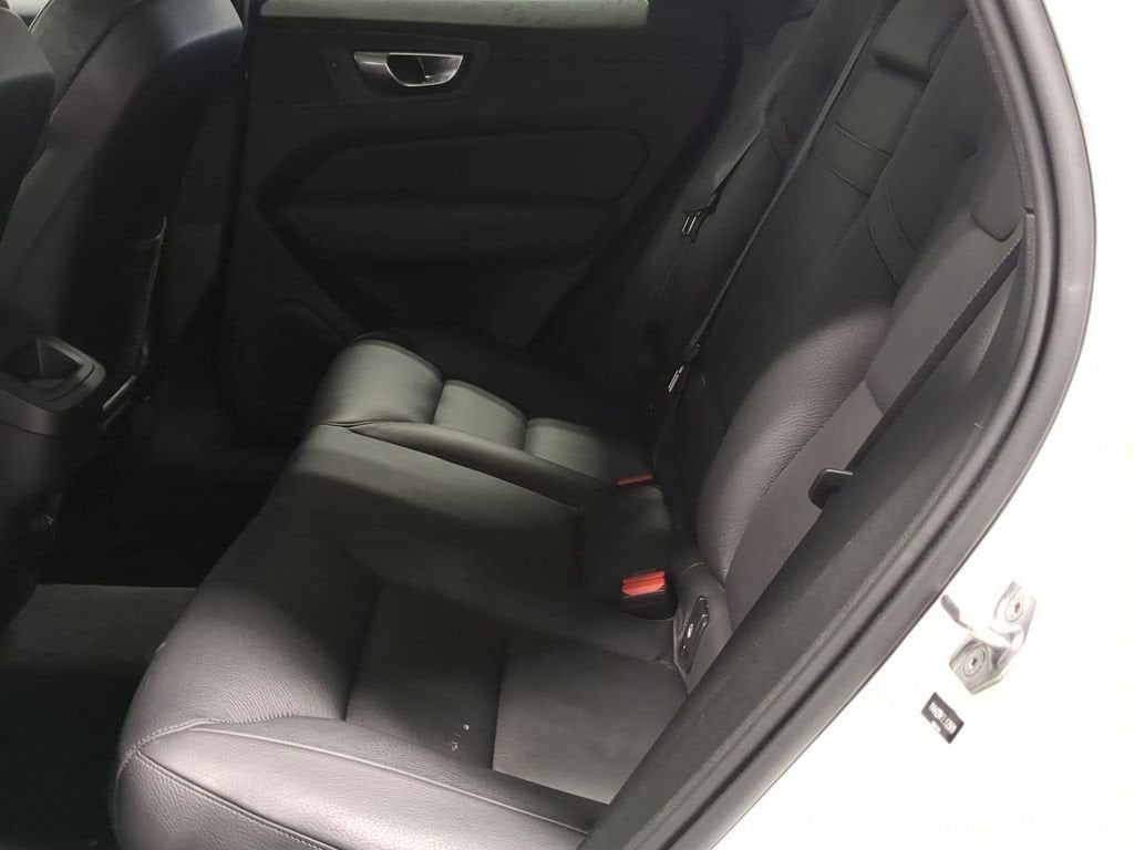 Thumbnail: 2020 Volvo XC60 - 26