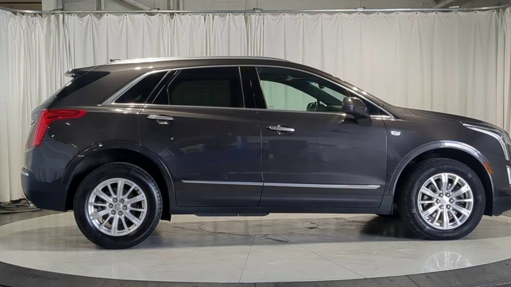 Thumbnail: 2018 Cadillac XT5 - 11