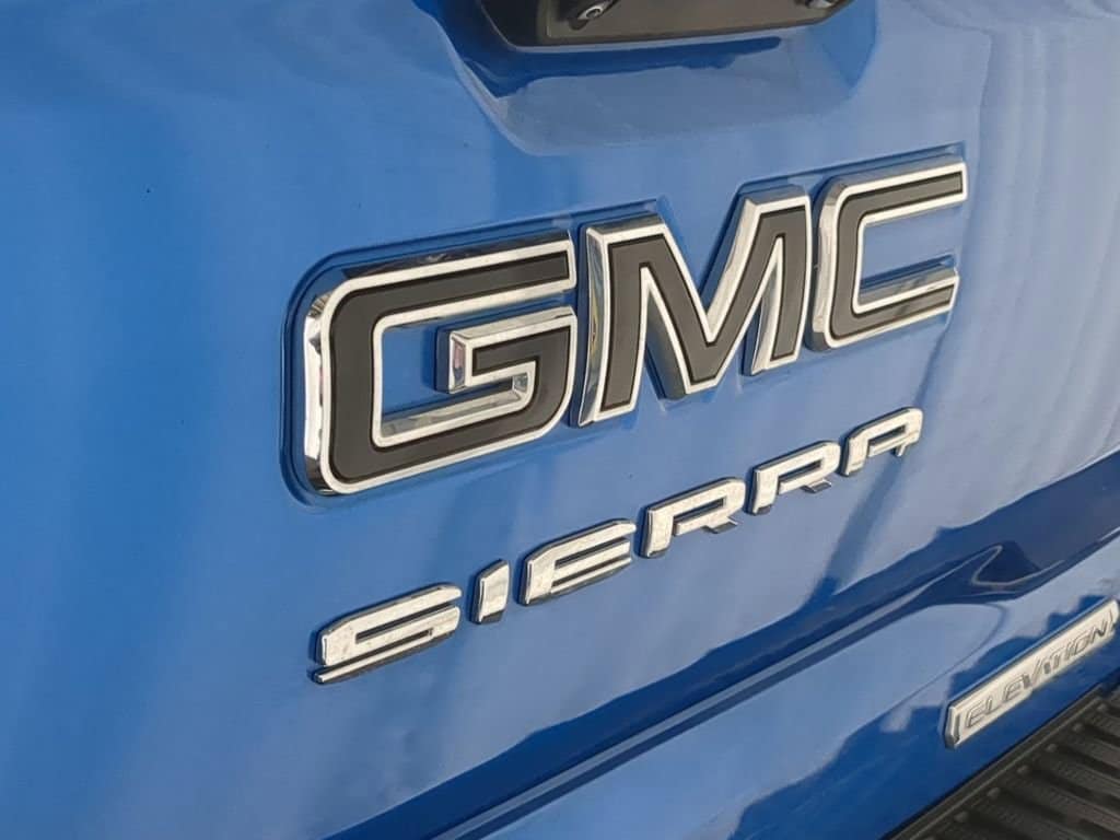 Thumbnail: 2023 GMC Sierra 1500 - 15