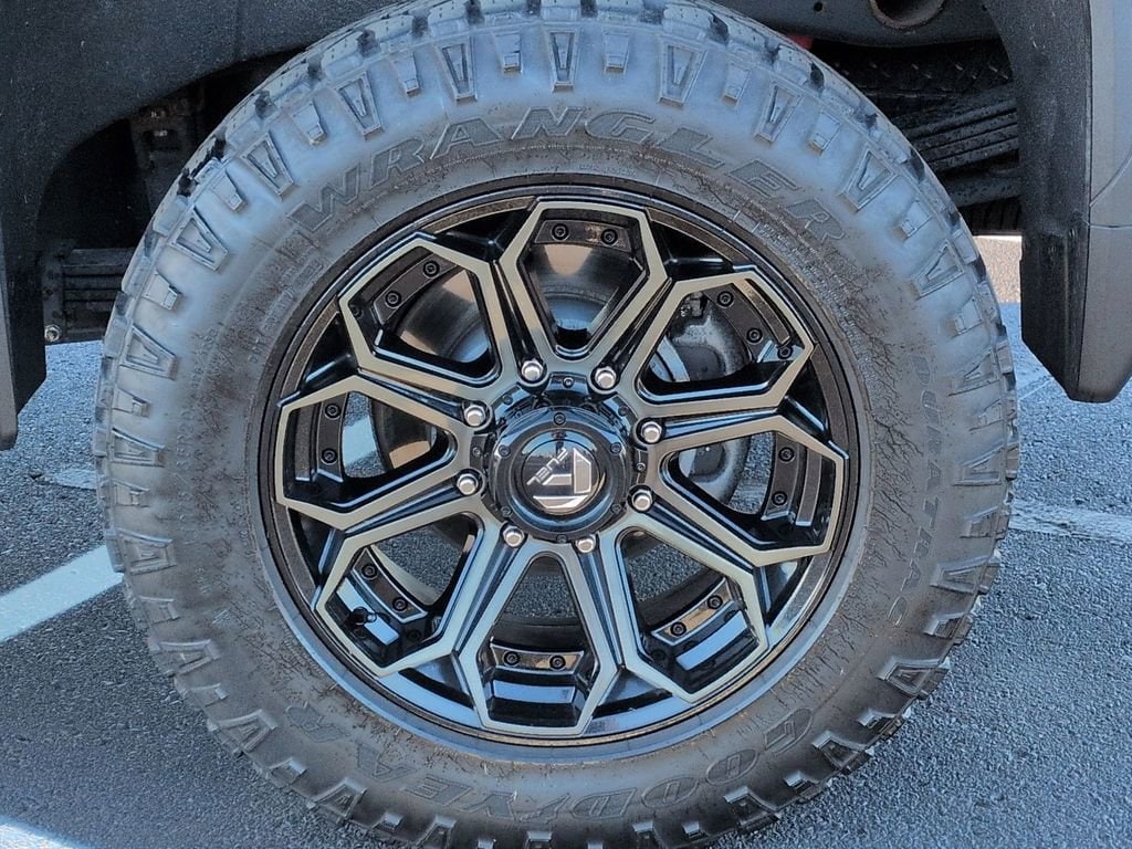 Thumbnail: 2020 GMC Sierra 2500 - 17