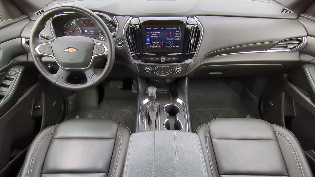 Thumbnail: 2022 Chevrolet Traverse - 15