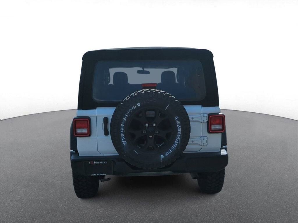 Thumbnail: 2022 Jeep Wrangler - 9