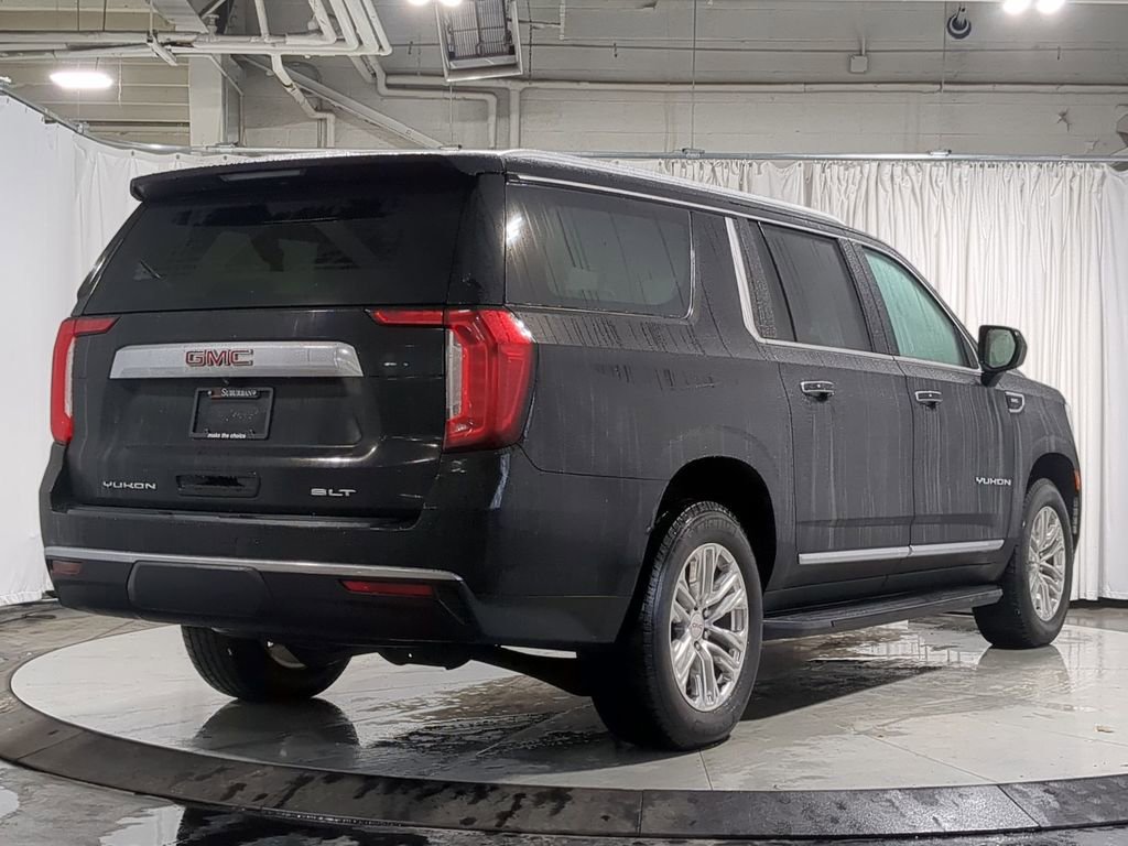 Thumbnail: 2021 GMC Yukon XL - 17