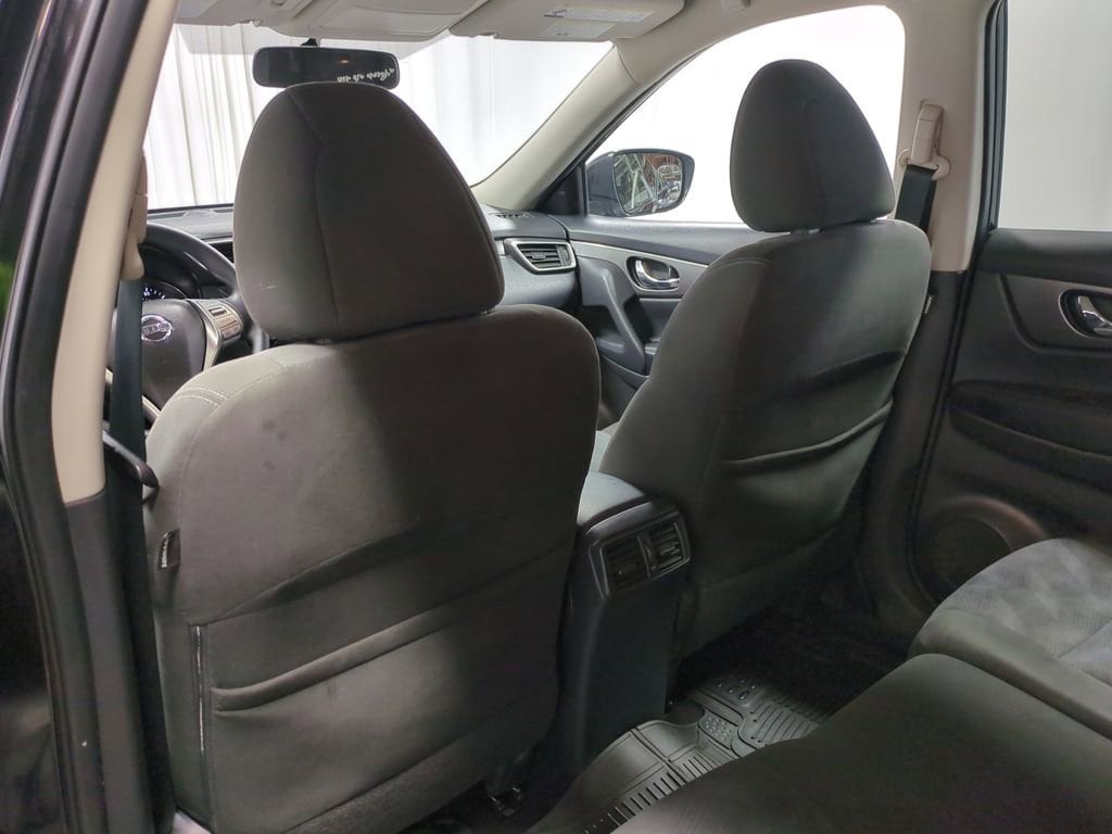 Thumbnail: 2015 Nissan Rogue - 20