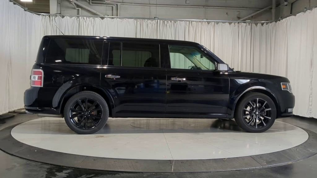 Thumbnail: 2018 Ford Flex - 10