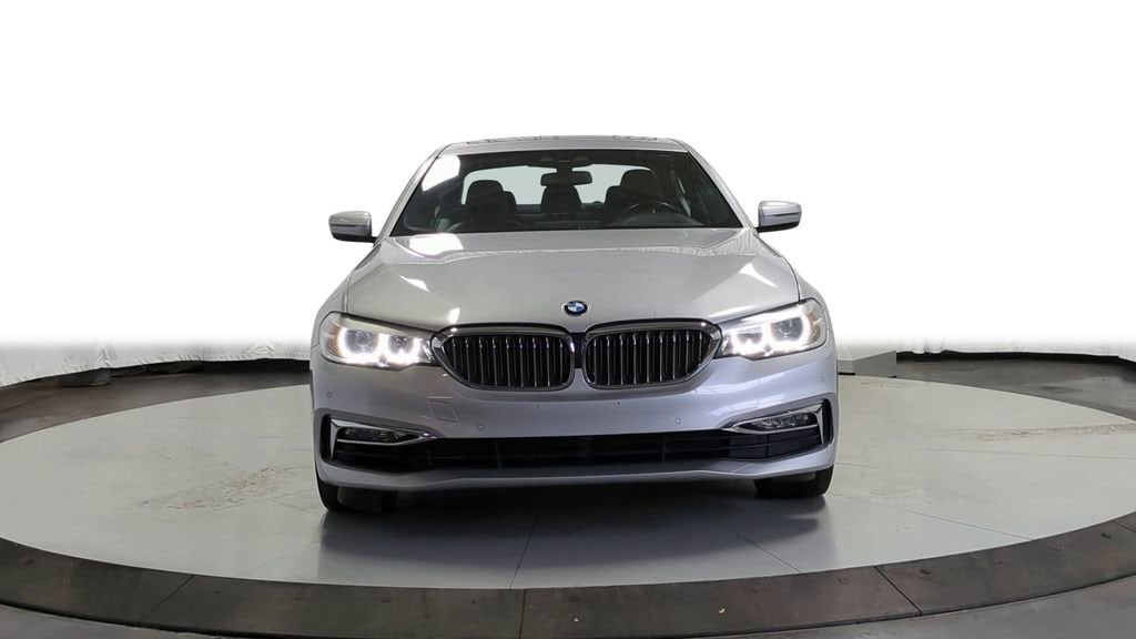 Thumbnail: 2018 BMW 5 Series - 3