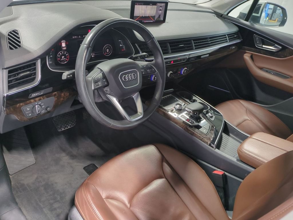 Thumbnail: 2019 Audi Q7 - 11