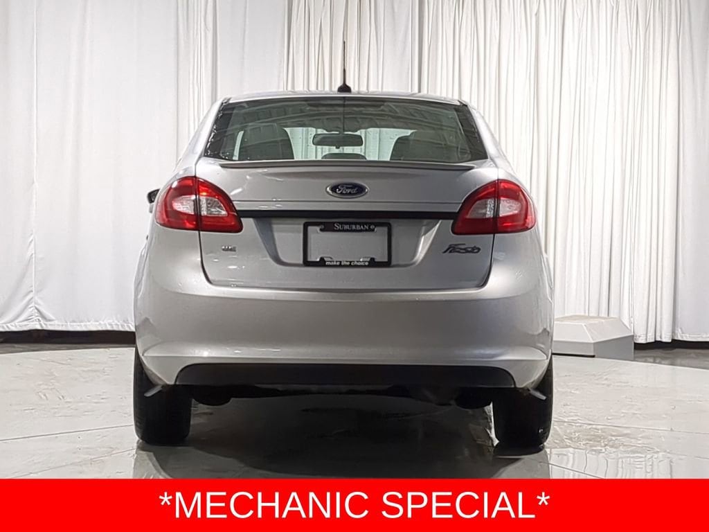 Thumbnail: 2013 Ford Fiesta - 13