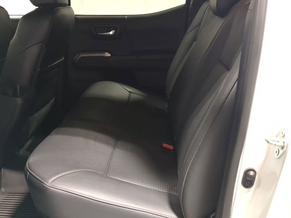 Thumbnail: 2021 Toyota Tacoma - 31