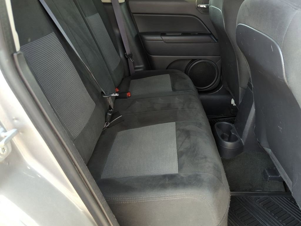 Thumbnail: 2016 Jeep Patriot - 23