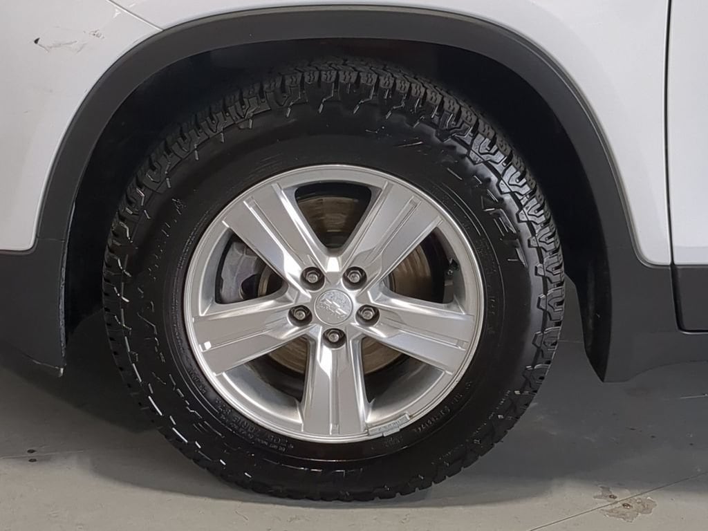 Thumbnail: 2019 Chevrolet Trax - 17