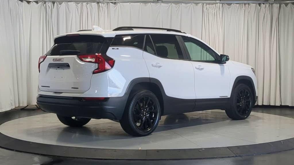 Thumbnail: 2023 GMC Terrain - 10