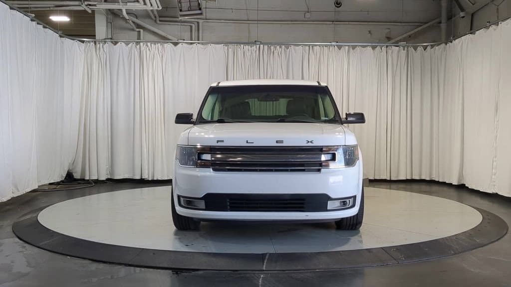 Thumbnail: 2016 Ford Flex - 3