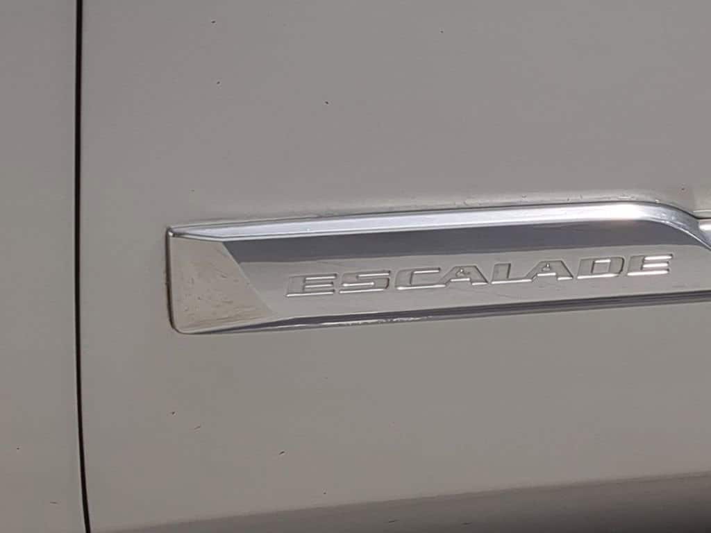 Thumbnail: 2015 Cadillac Escalade - 24