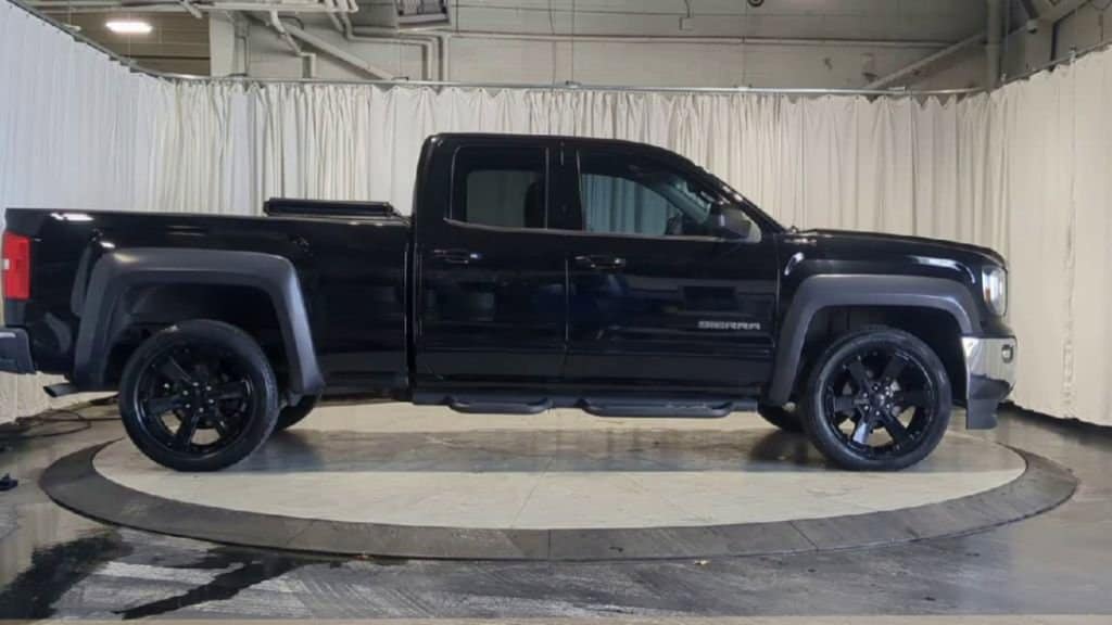 Thumbnail: 2017 GMC Sierra 1500 - 11