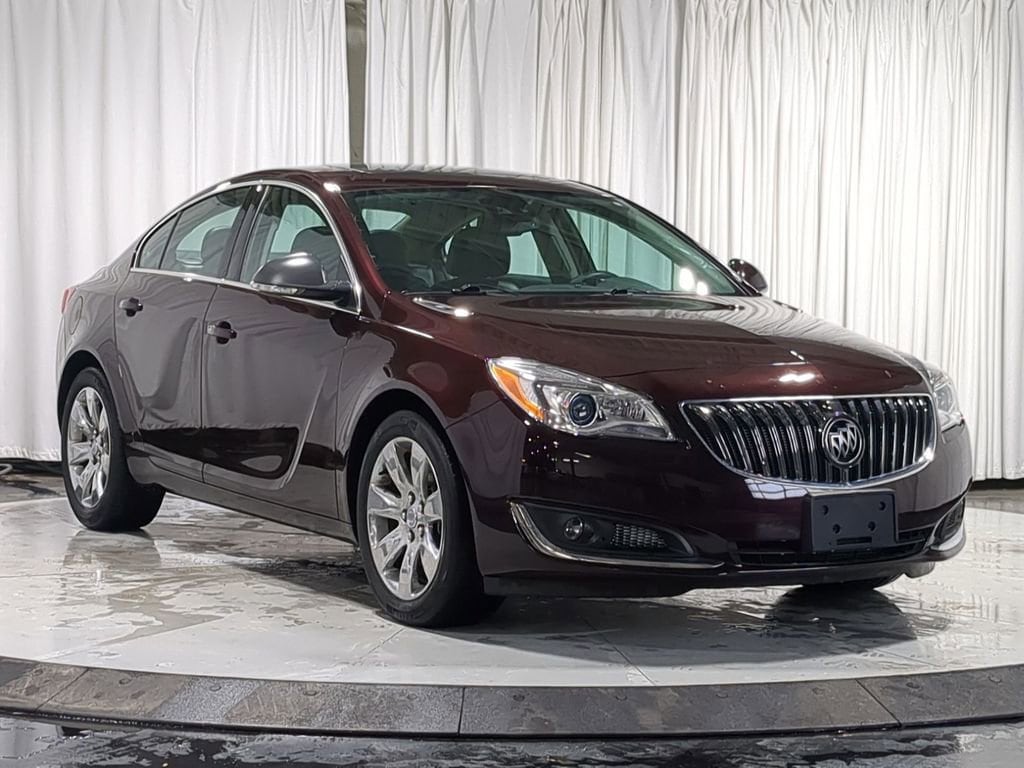 Thumbnail: 2017 Buick Regal - 20