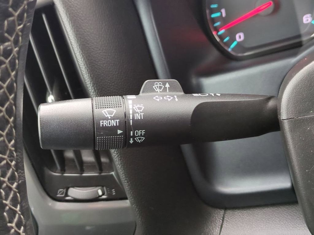 Thumbnail: 2017 Chevrolet Silverado 1500 - 29