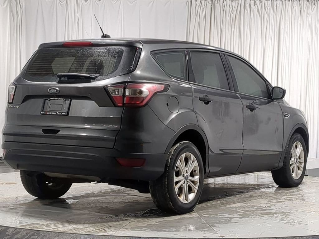 Thumbnail: 2018 Ford Escape - 14