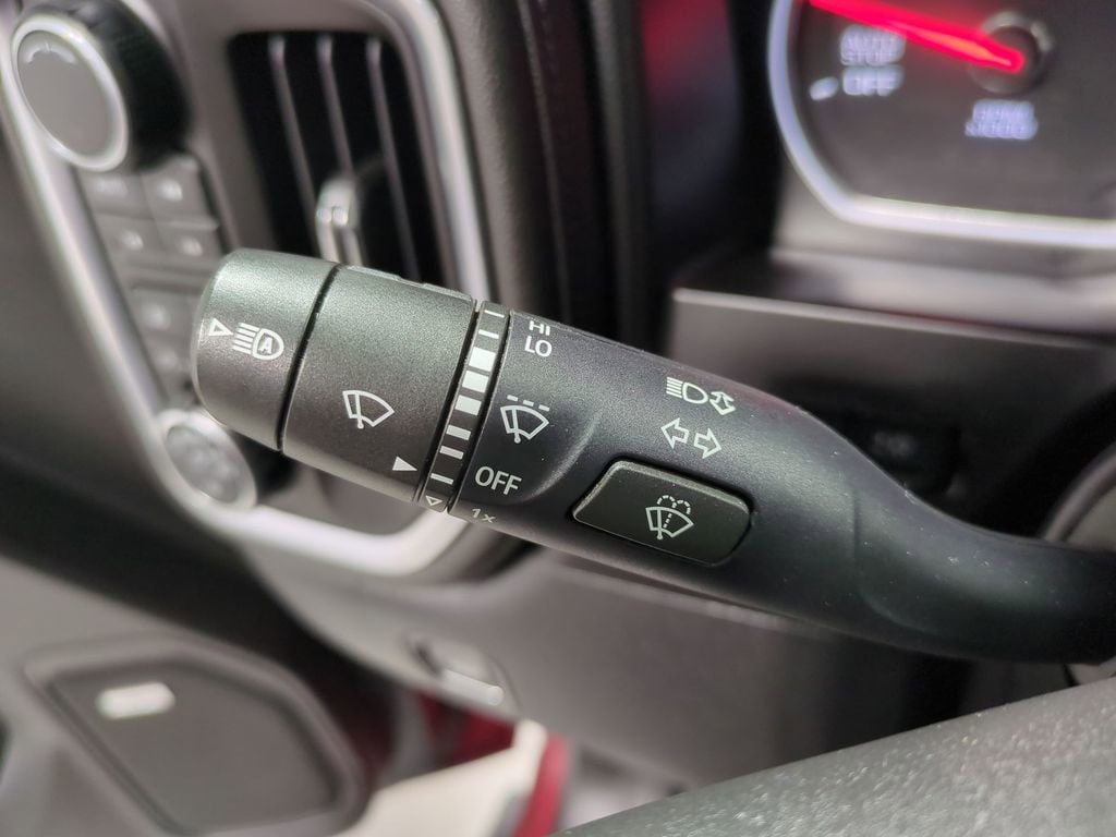 Thumbnail: 2019 Chevrolet Silverado 1500 - 33