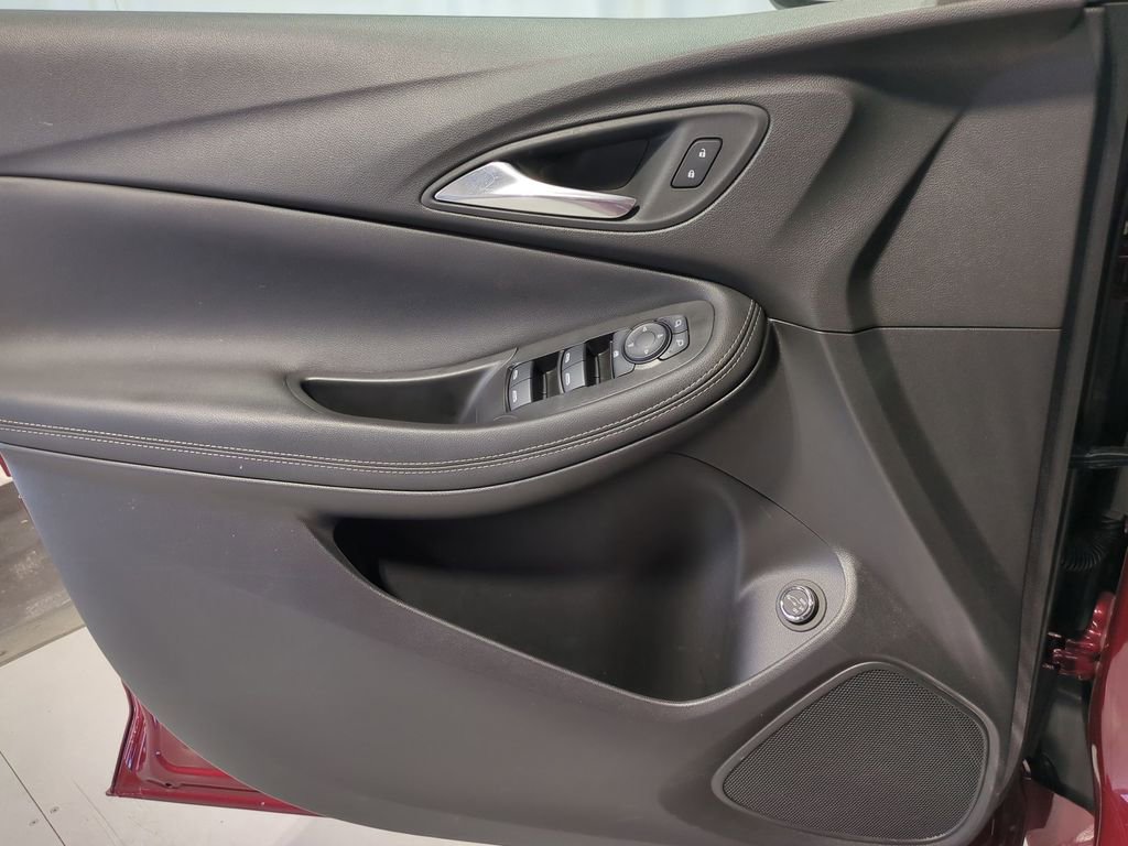 Thumbnail: 2022 Buick Encore GX - 36