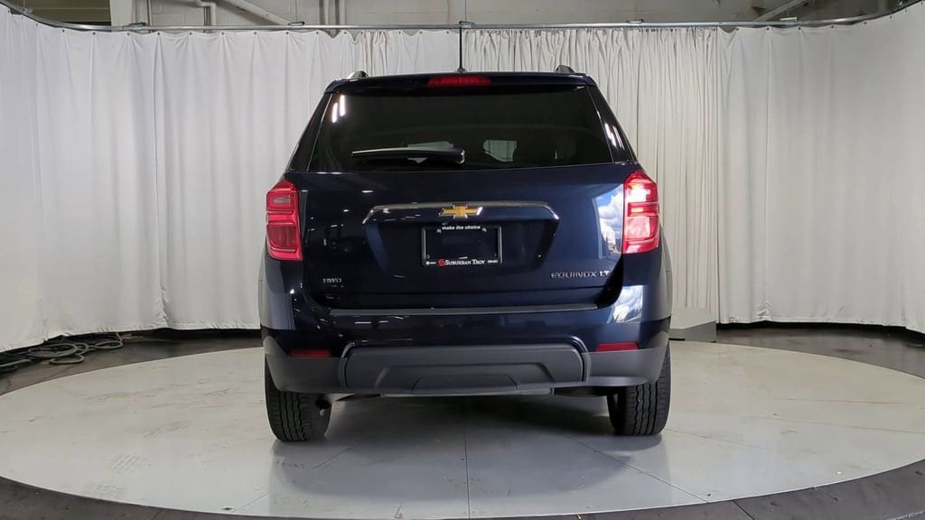Thumbnail: 2016 Chevrolet Equinox - 9
