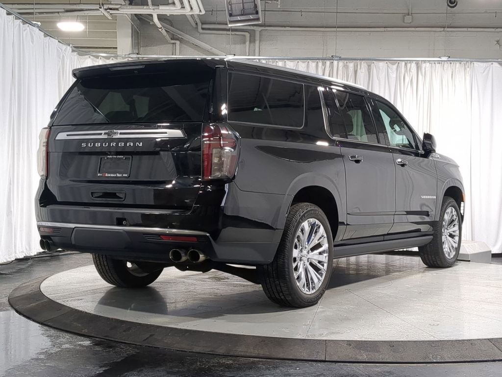 Thumbnail: 2021 Chevrolet Suburban - 17