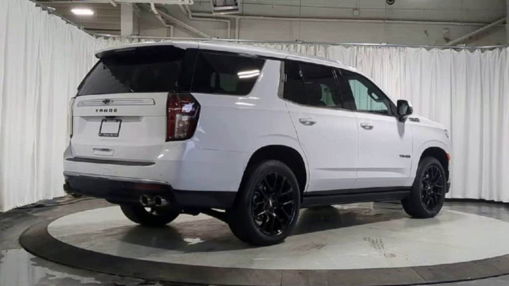 Thumbnail: 2023 Chevrolet Tahoe - 10
