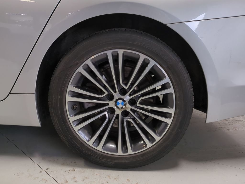 Thumbnail: 2018 BMW 5 Series - 16