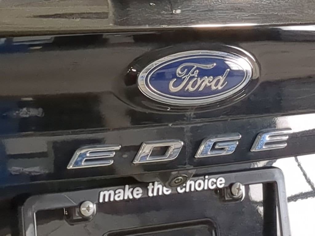 Thumbnail: 2024 Ford Edge - 20