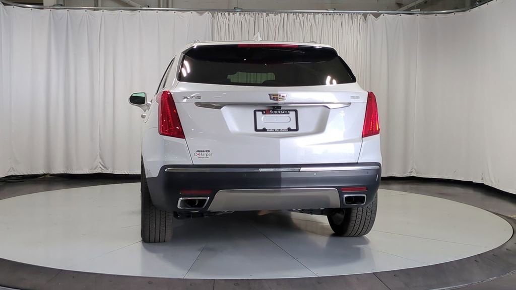 Thumbnail: 2018 Cadillac XT5 - 9