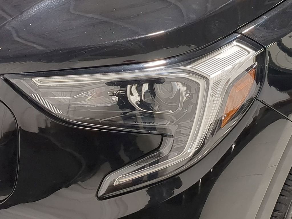 Thumbnail: 2020 GMC Terrain - 22