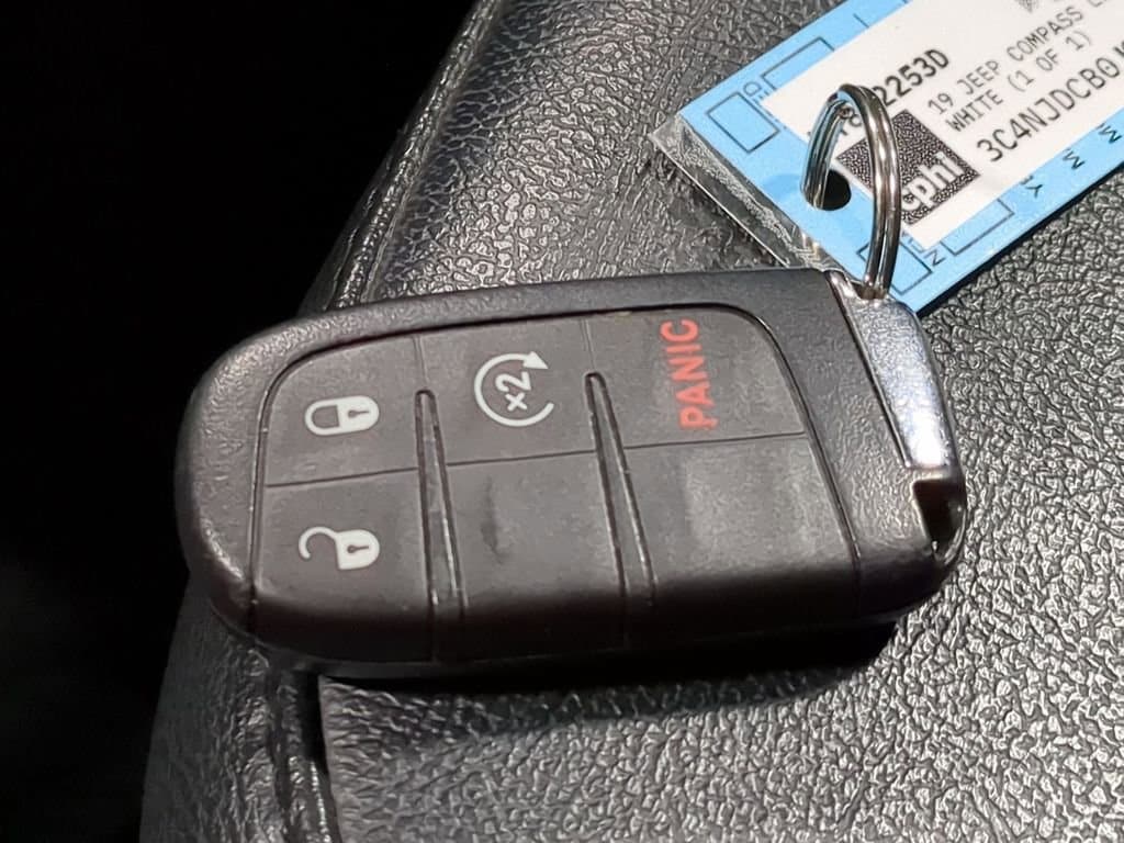 Thumbnail: 2019 Jeep Compass - 37