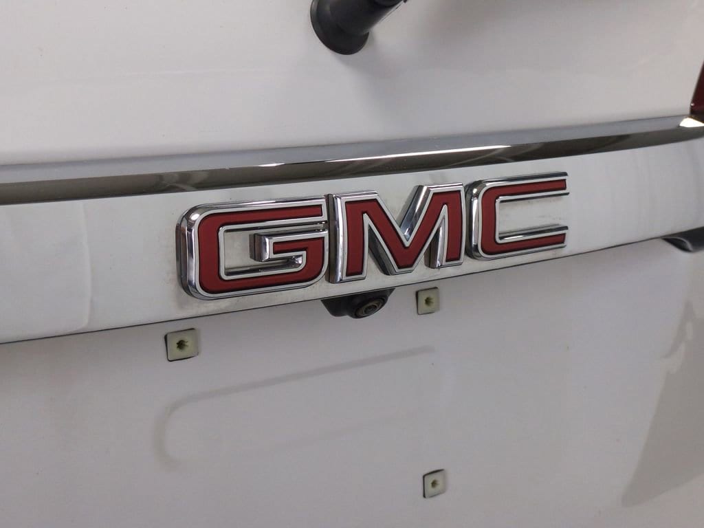 2022 GMC Acadia SLT 11