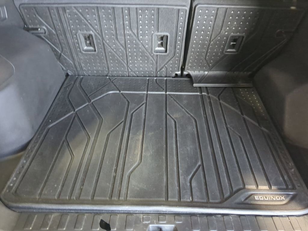 Thumbnail: 2023 Chevrolet Equinox - 37