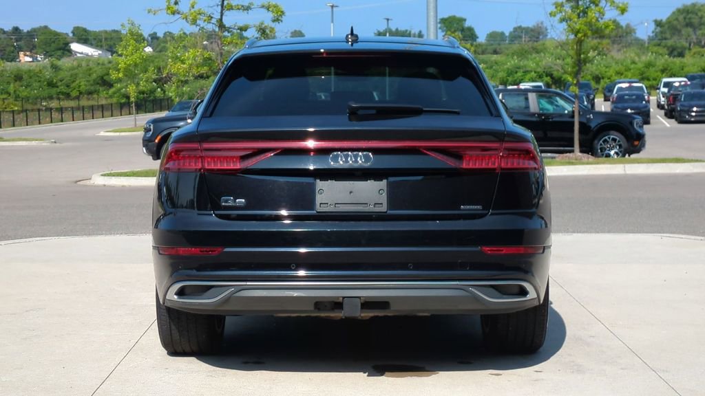 2019 Audi Q8 55 Premium photo 4