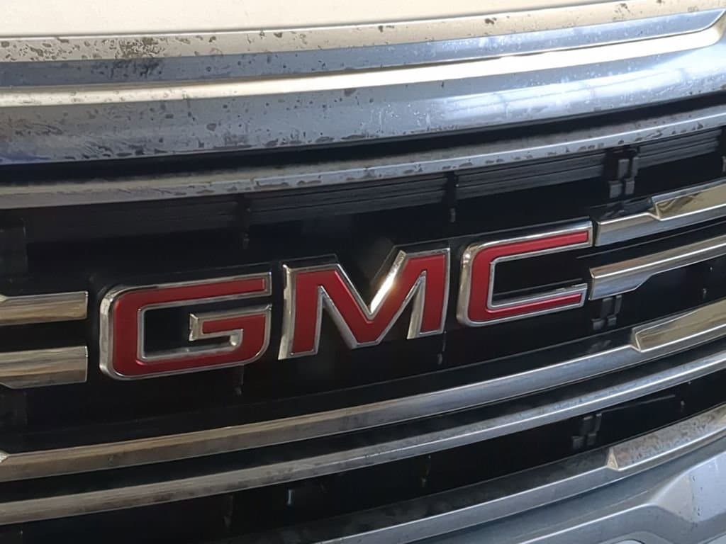 Thumbnail: 2023 GMC Acadia - 23