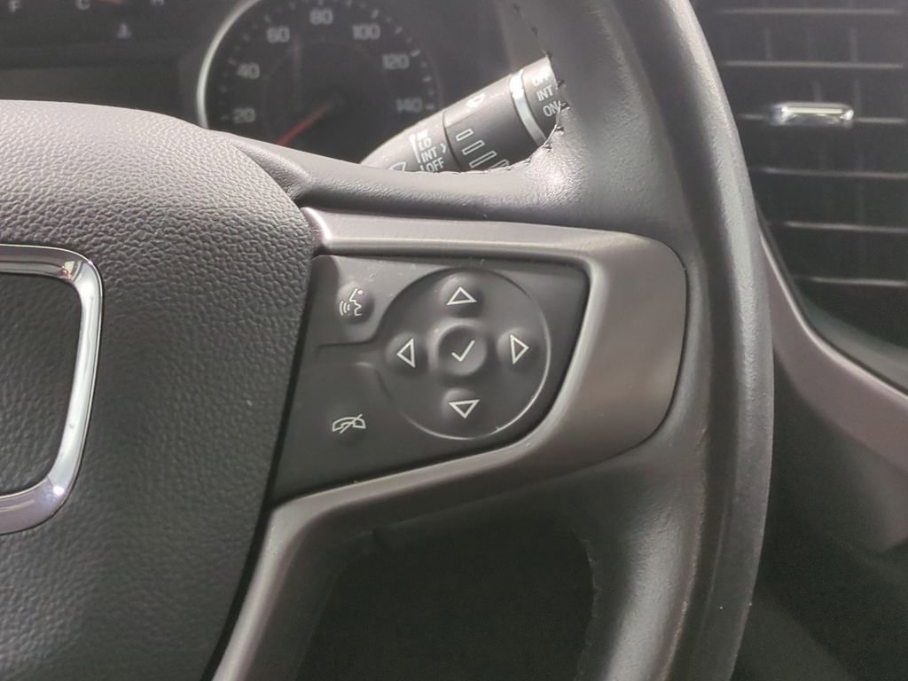 Thumbnail: 2022 GMC Acadia - 31
