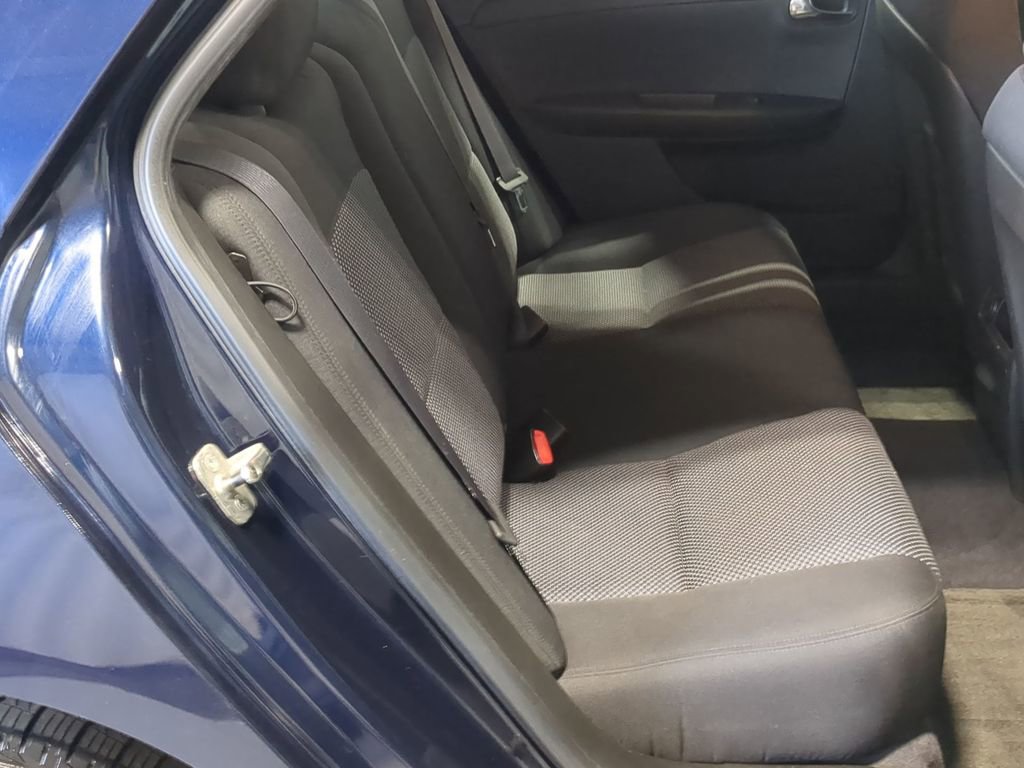 Thumbnail: 2011 Chevrolet Malibu - 24