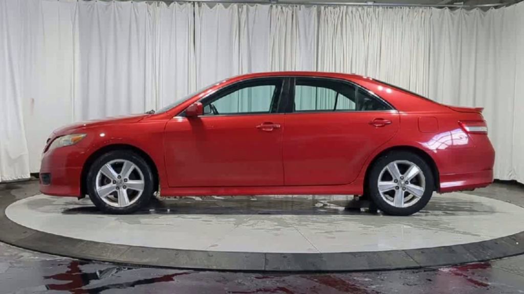 Thumbnail: 2011 Toyota Camry - 5