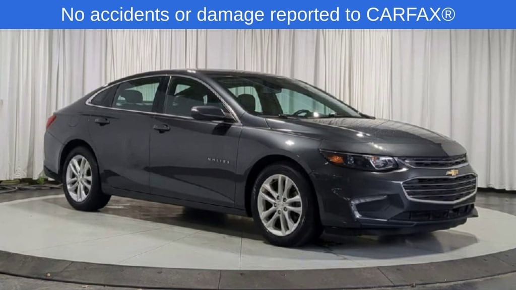 Thumbnail: 2018 Chevrolet Malibu - 2