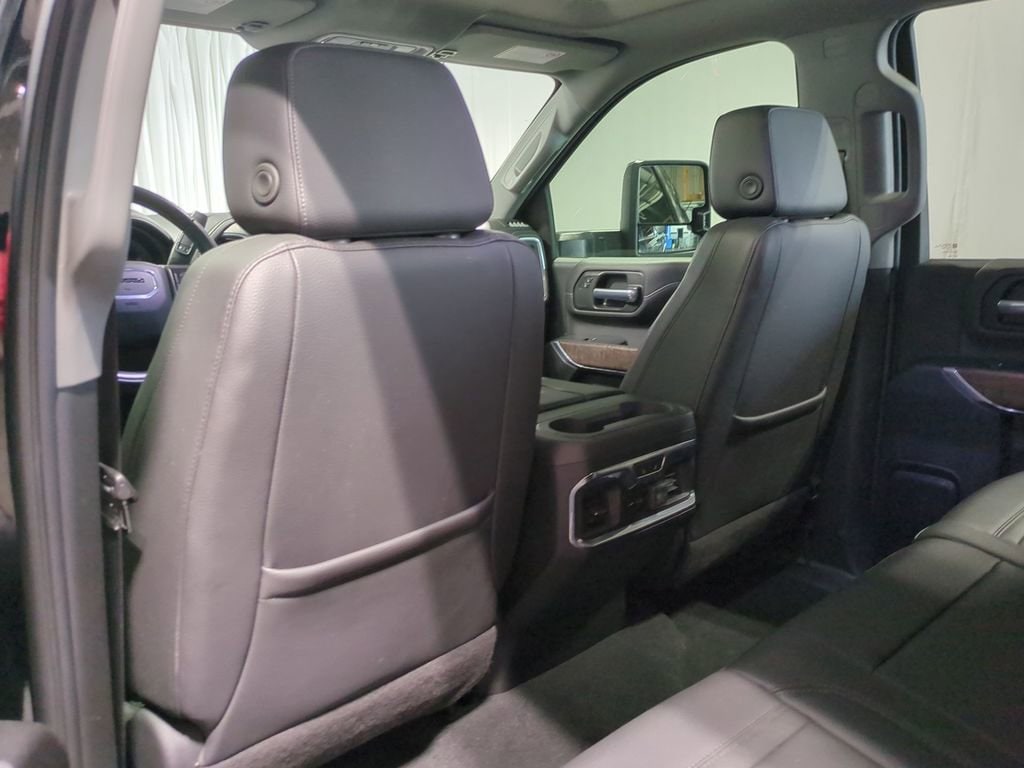 Thumbnail: 2021 GMC Sierra 2500 - 18