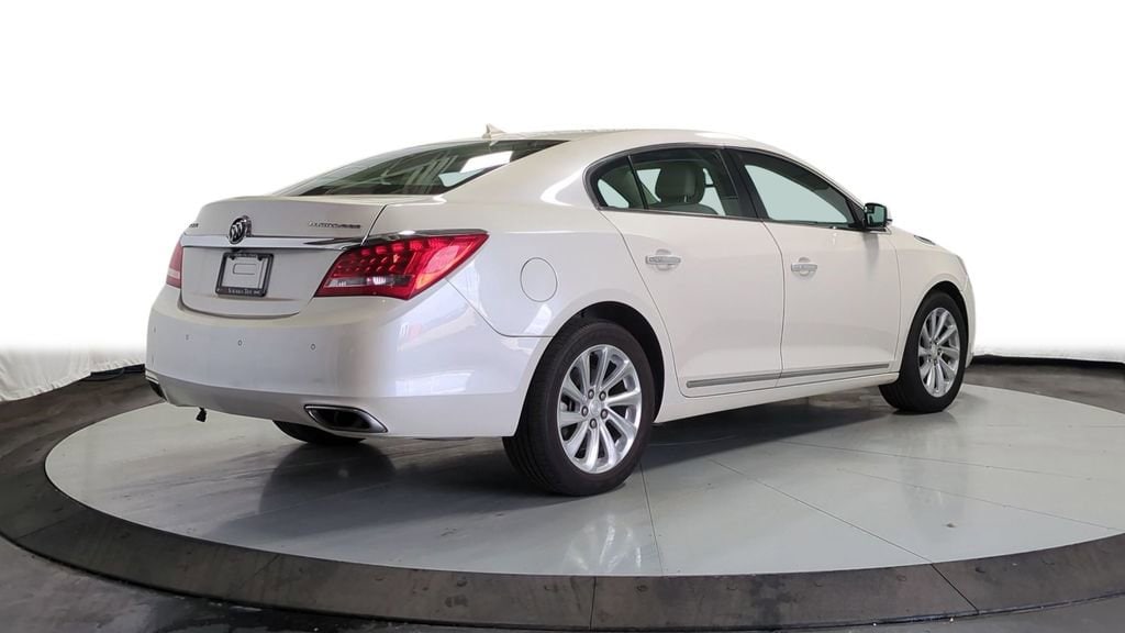 Thumbnail: 2014 Buick LaCrosse - 10