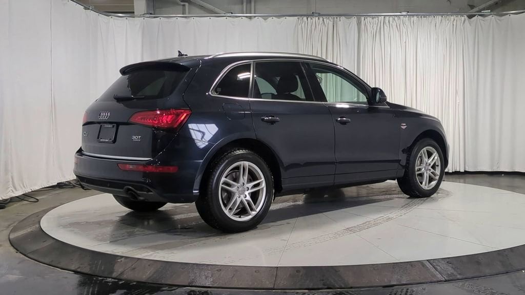 Thumbnail: 2016 Audi Q5 - 8