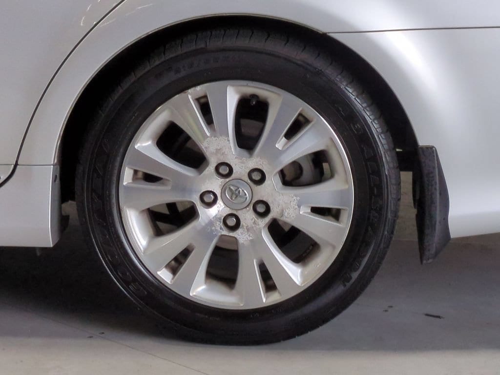 Thumbnail: 2011 Toyota Avalon - 17
