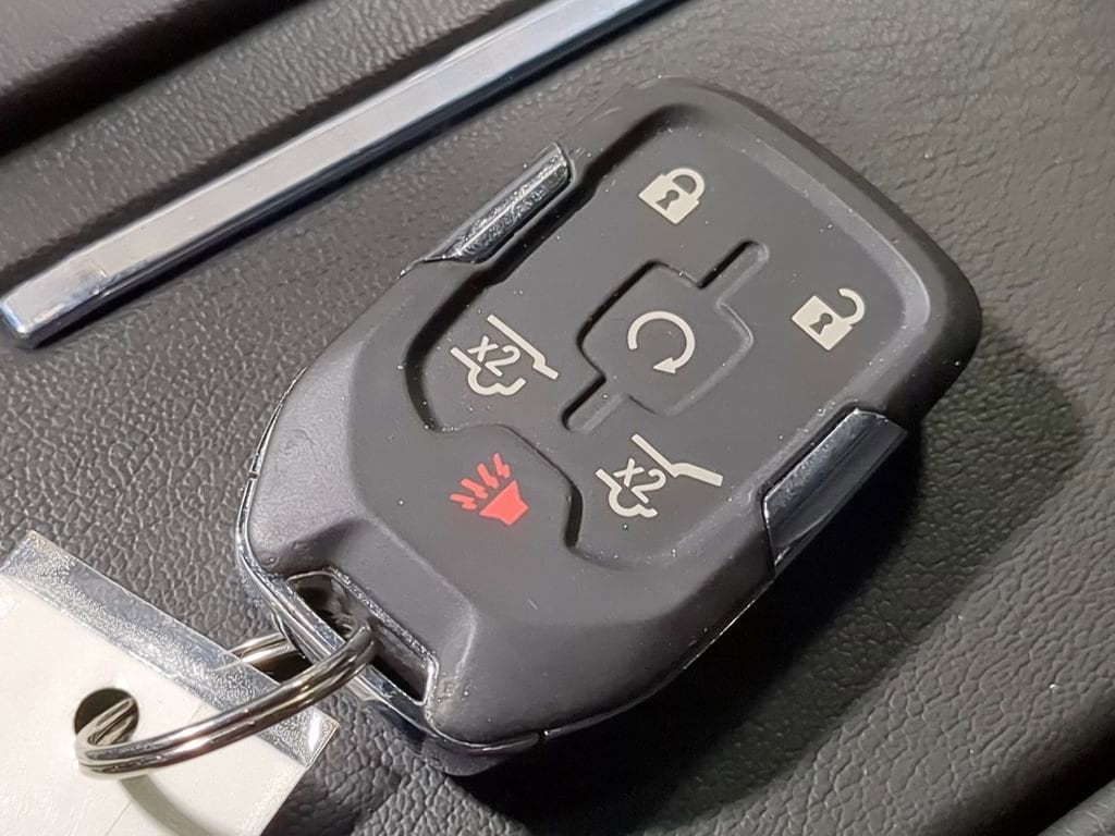 Thumbnail: 2020 GMC Yukon - 42