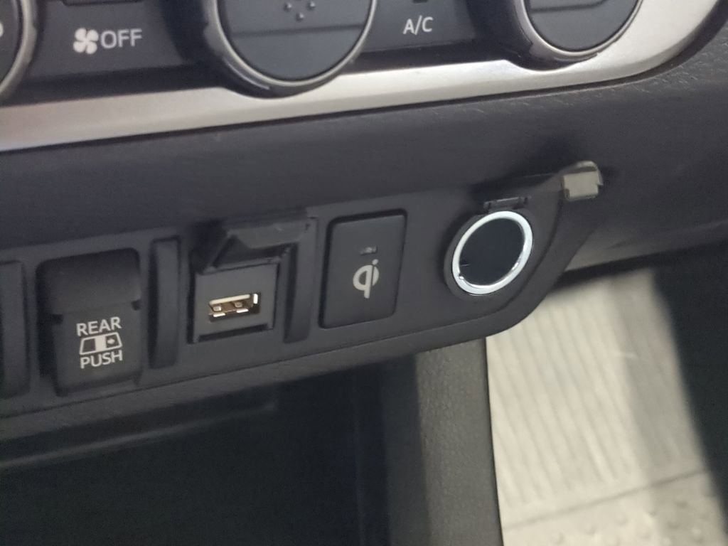 Thumbnail: 2021 Toyota Tacoma - 42