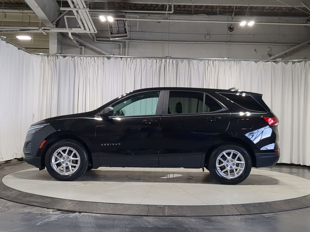 Thumbnail: 2022 Chevrolet Equinox - 14