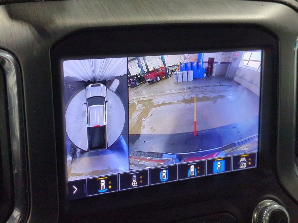 Thumbnail: 2023 GMC Sierra 2500 - 35