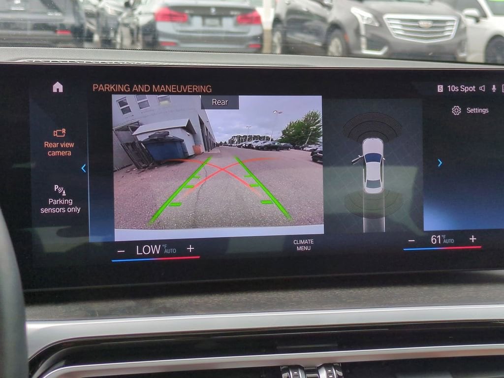 Thumbnail: 2024 BMW 3 Series - 34